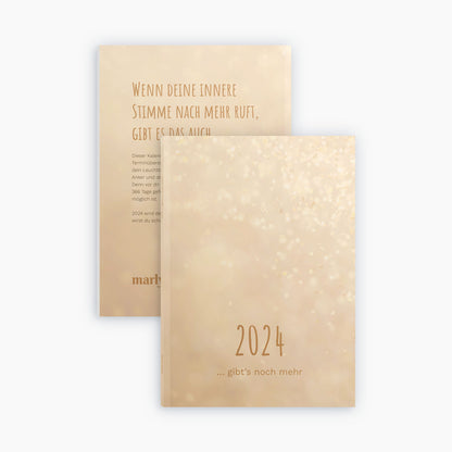 Front- und Backcover zum Jahresplaner "2024 gibt's noch mehr" von marly books in Kooperation mit Theresa Sophie